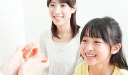 歯は何歳からでも矯正できます